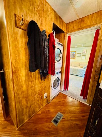 25995 Hwy 243 17, Idyllwild, CA 92549