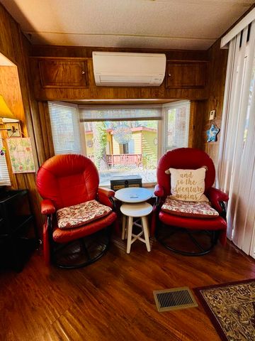 25995 Hwy 243 17, Idyllwild, CA 92549