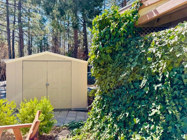 25995 Hwy 243 17, Idyllwild, CA 92549