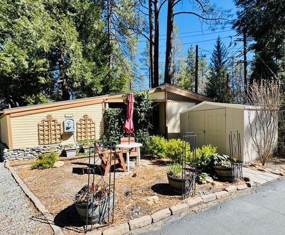 25995 Hwy 243 17, Idyllwild, CA 92549