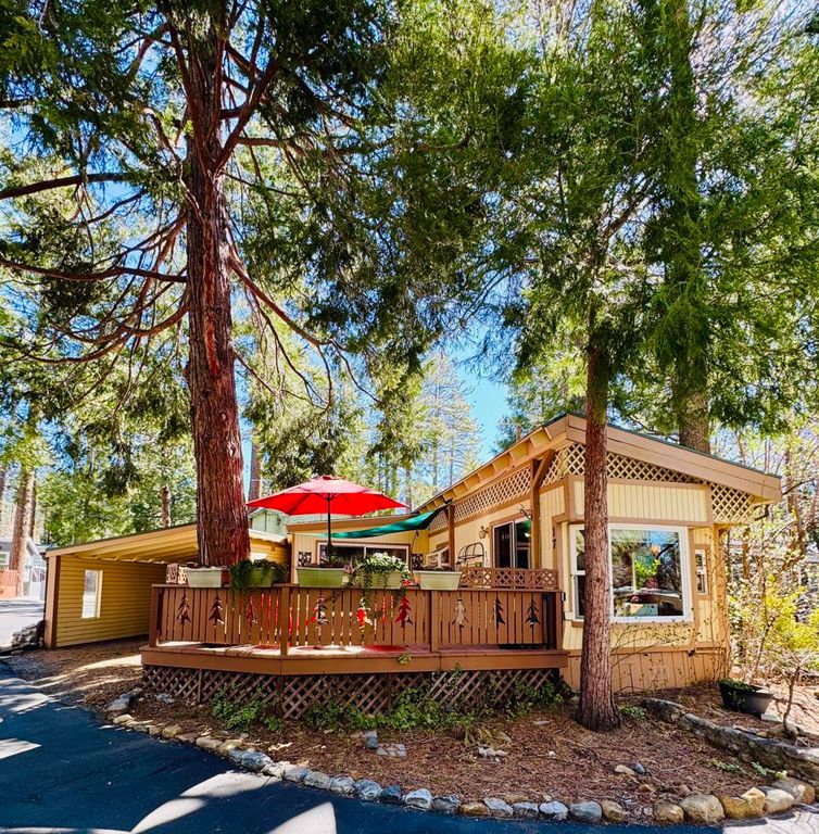 25995 Hwy 243 17, Idyllwild, CA 92549