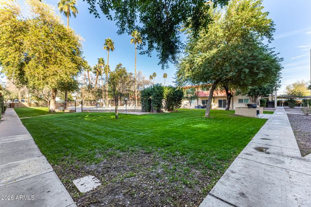 349 E THOMAS Road E407, Phoenix, AZ 85012