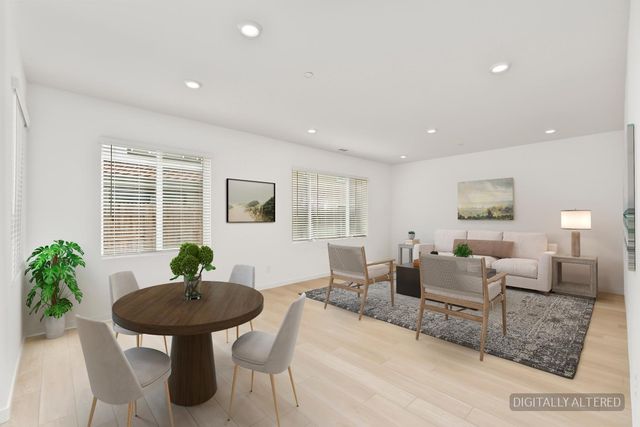 3609 Silver Pine Ln, Rocklin, CA 95677