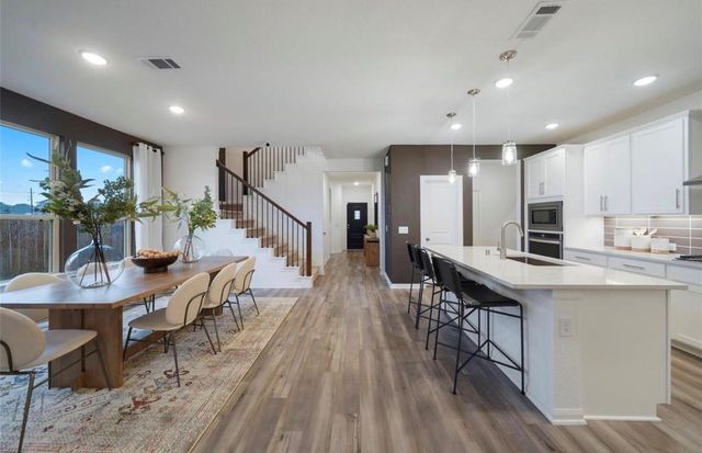 688 Amber Falls Drive, Montgomery, TX 77356