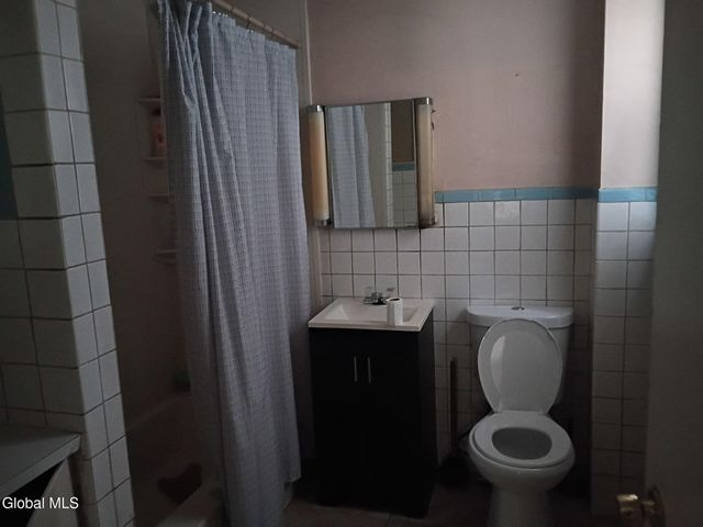 610 Livingston Avenue, Albany, NY 12206