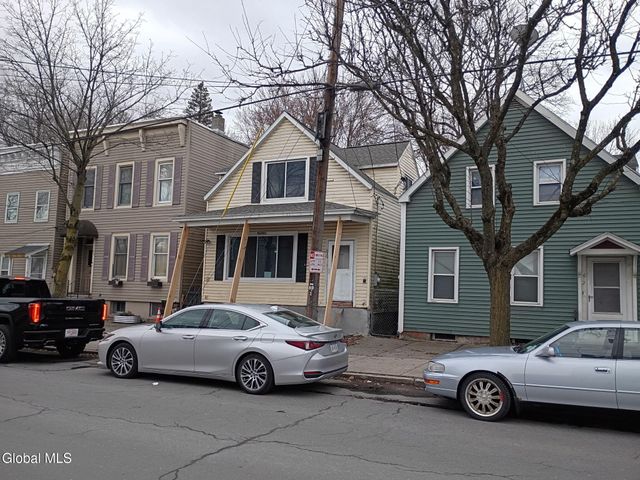 610 Livingston Avenue, Albany, NY 12206