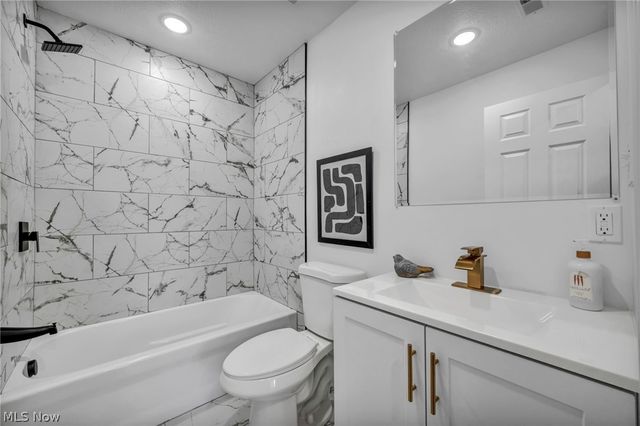 3633 Pennington Road, Shaker Heights, OH 44120