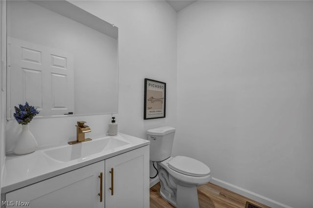 3633 Pennington Road, Shaker Heights, OH 44120