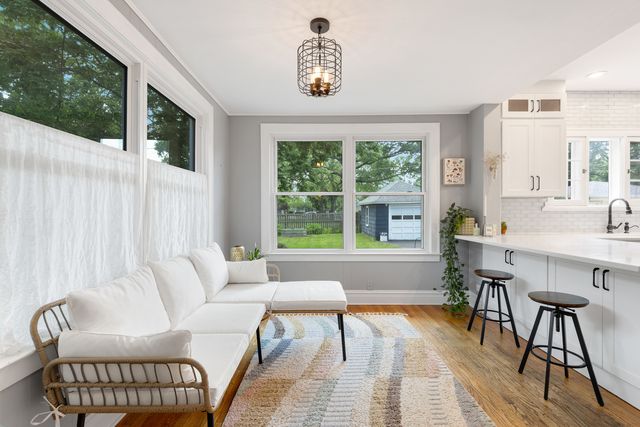 4204 Forest Avenue, Western Springs, IL 60558
