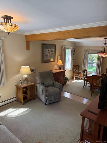 7 Francis Street, Wading River, NY 11792