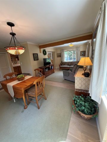 7 Francis Street, Wading River, NY 11792