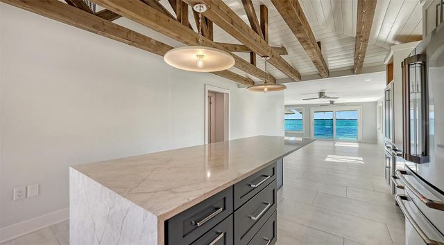 948 SPANISH DRIVE S, Longboat Key, FL 34228