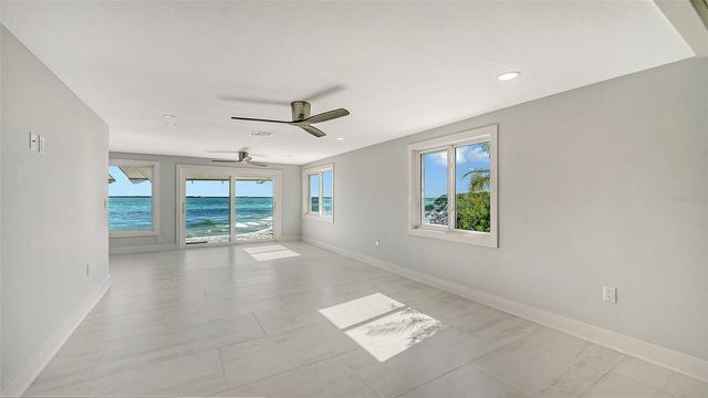 948 SPANISH DRIVE S, Longboat Key, FL 34228