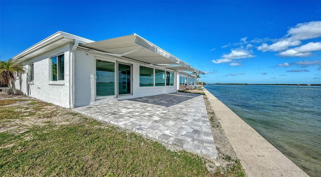 948 SPANISH DRIVE S, Longboat Key, FL 34228