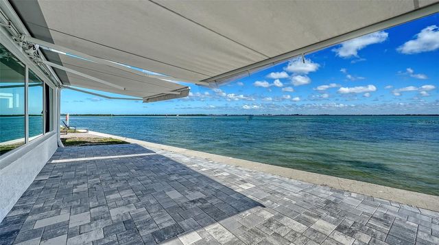 948 SPANISH DRIVE S, Longboat Key, FL 34228