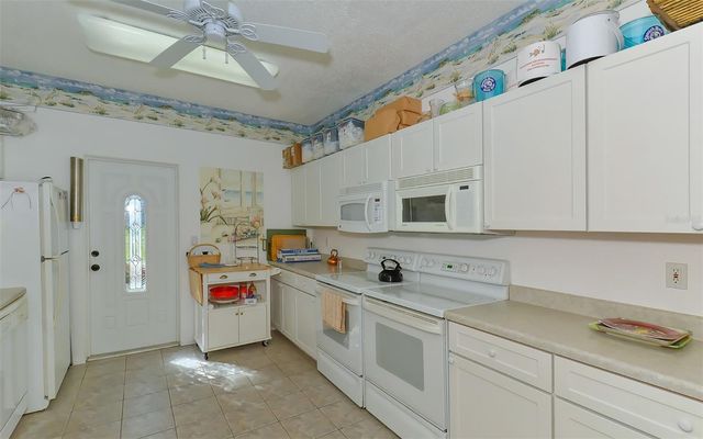 948 SPANISH DRIVE S, Longboat Key, FL 34228