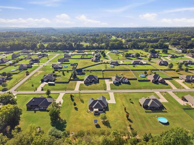 25 Colt Loop, Greenbrier, AR 72058