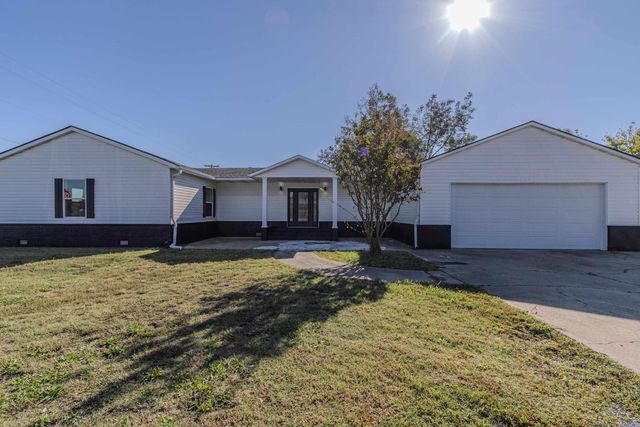 301 SE 3rd, Hoxie, AR 72433