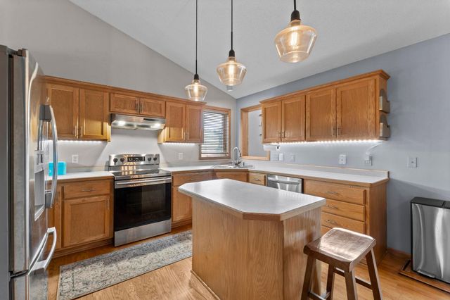 17330 Bataan Street NE, Ham Lake, MN 55304