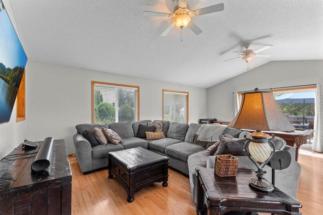 17330 Bataan Street NE, Ham Lake, MN 55304