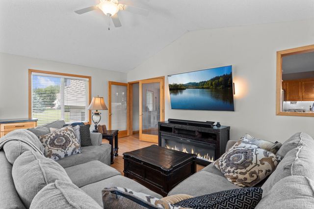 17330 Bataan Street NE, Ham Lake, MN 55304