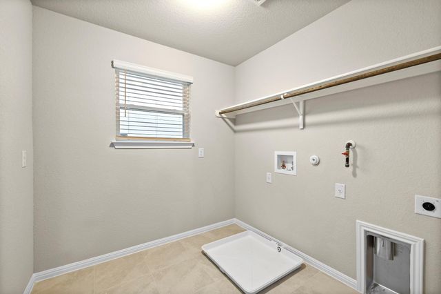 1156 Autumn Heather DR, Austin, TX 78748
