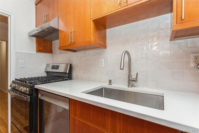 154 Martling Avenue 5-J6, Tarrytown, NY 10591