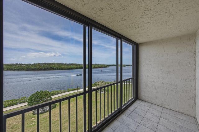 8150 BRENT STREET 725, Port Richey, FL 34668