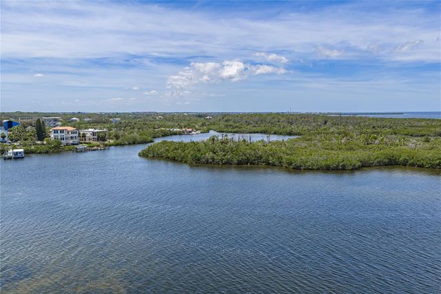 8150 BRENT STREET 725, Port Richey, FL 34668