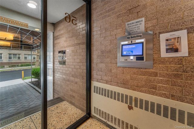 56 Doyer Avenue 2C, White Plains, NY 10605
