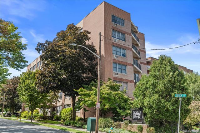 56 Doyer Avenue 2C, White Plains, NY 10605