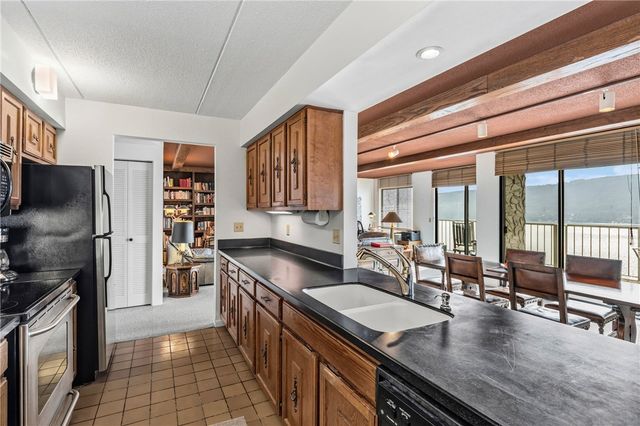 135 Cliffside Drive, South Bristol, NY 14424