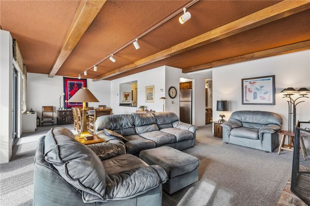 135 Cliffside Drive, South Bristol, NY 14424