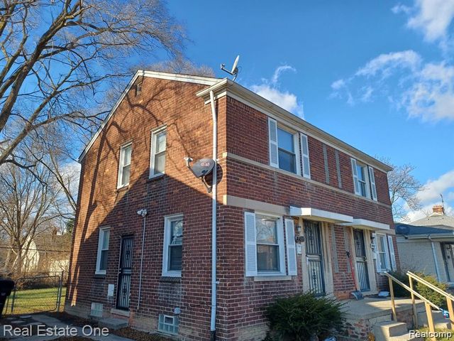 19501 Hoover Street, Detroit, MI 48205