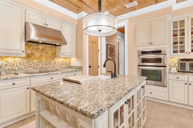 10615 NE 104TH CIRCLE, Oxford, FL 34484