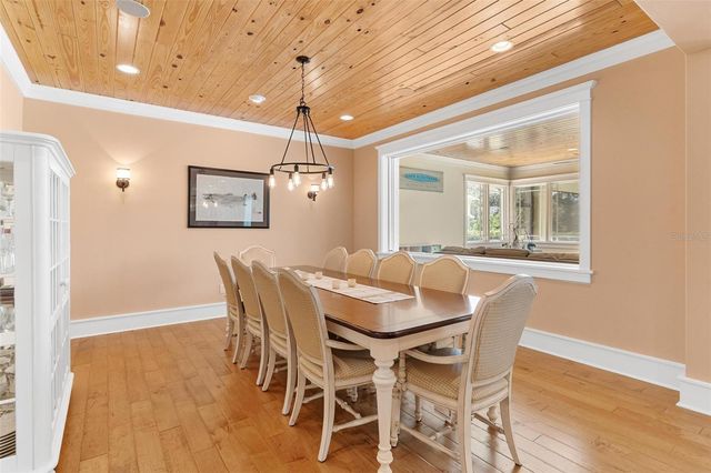 10615 NE 104TH CIRCLE, Oxford, FL 34484