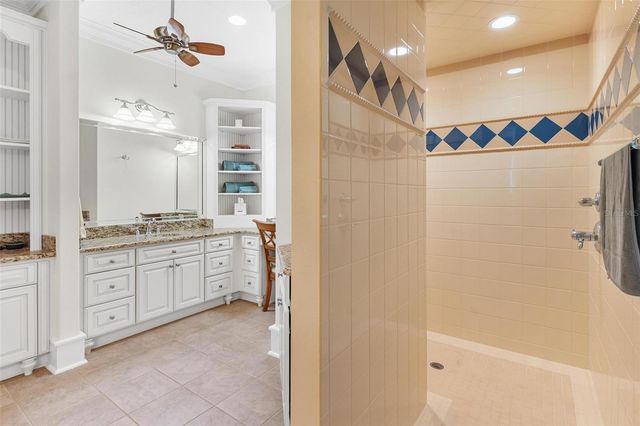 10615 NE 104TH CIRCLE, Oxford, FL 34484