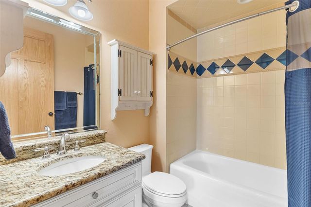 10615 NE 104TH CIRCLE, Oxford, FL 34484