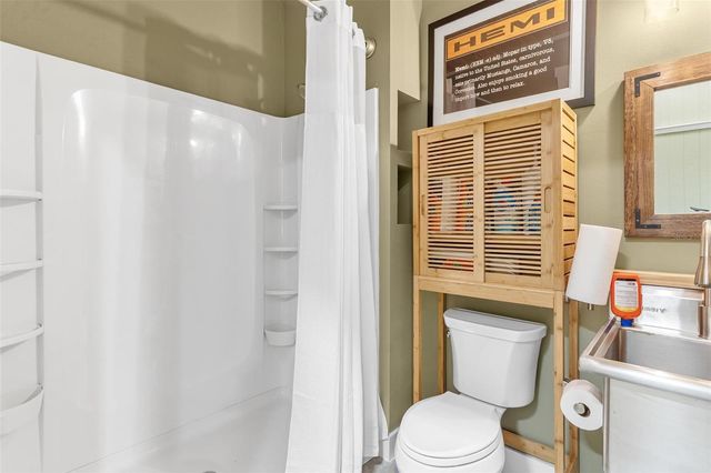 10615 NE 104TH CIRCLE, Oxford, FL 34484