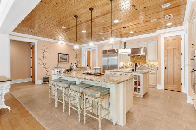 10615 NE 104TH CIRCLE, Oxford, FL 34484