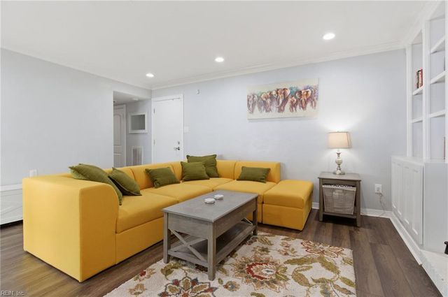 902 Copley CT, Chesapeake, VA 23320