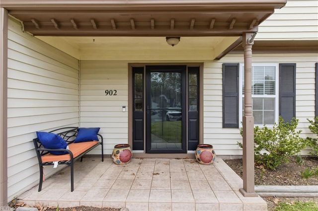 902 Copley CT, Chesapeake, VA 23320