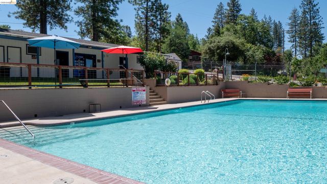 20165 Eastview Dr, Tuolumne, CA 95379