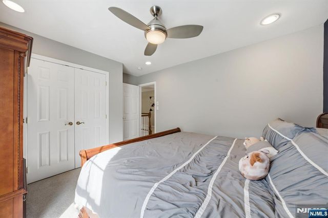 22 Falling Waters, Oakland, NJ 07436