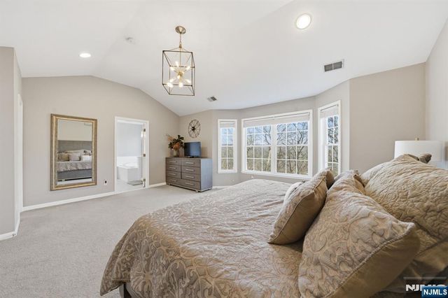 22 Falling Waters, Oakland, NJ 07436