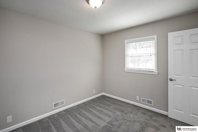 9457 Miami Street, Omaha, NE 68134