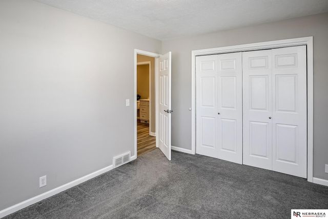 9457 Miami Street, Omaha, NE 68134