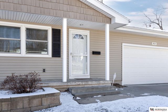 9457 Miami Street, Omaha, NE 68134