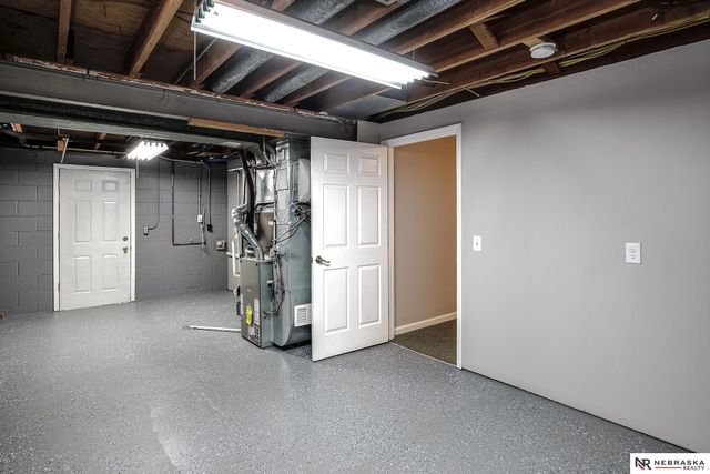 9457 Miami Street, Omaha, NE 68134