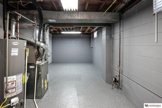 9457 Miami Street, Omaha, NE 68134